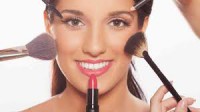 COSMÉTICA Y DERMOFARMACIA